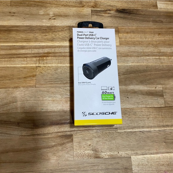 Scoshce Dual Charger Bluetooth Car Charger - Picture 3 of 7